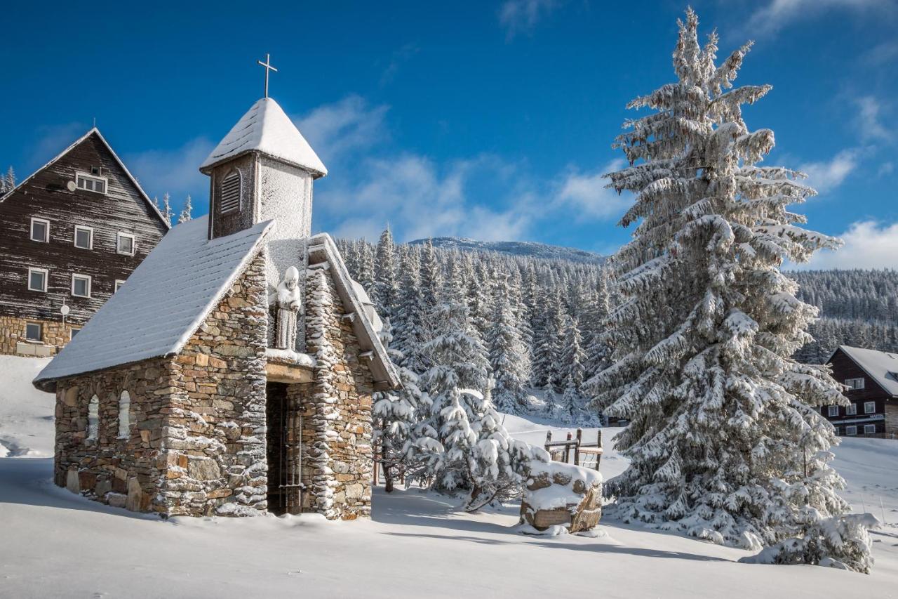 Erlebachova Bouda, Hotel - Resort Svaty Frantisek Шпіндлерув-Млин Екстер'єр фото