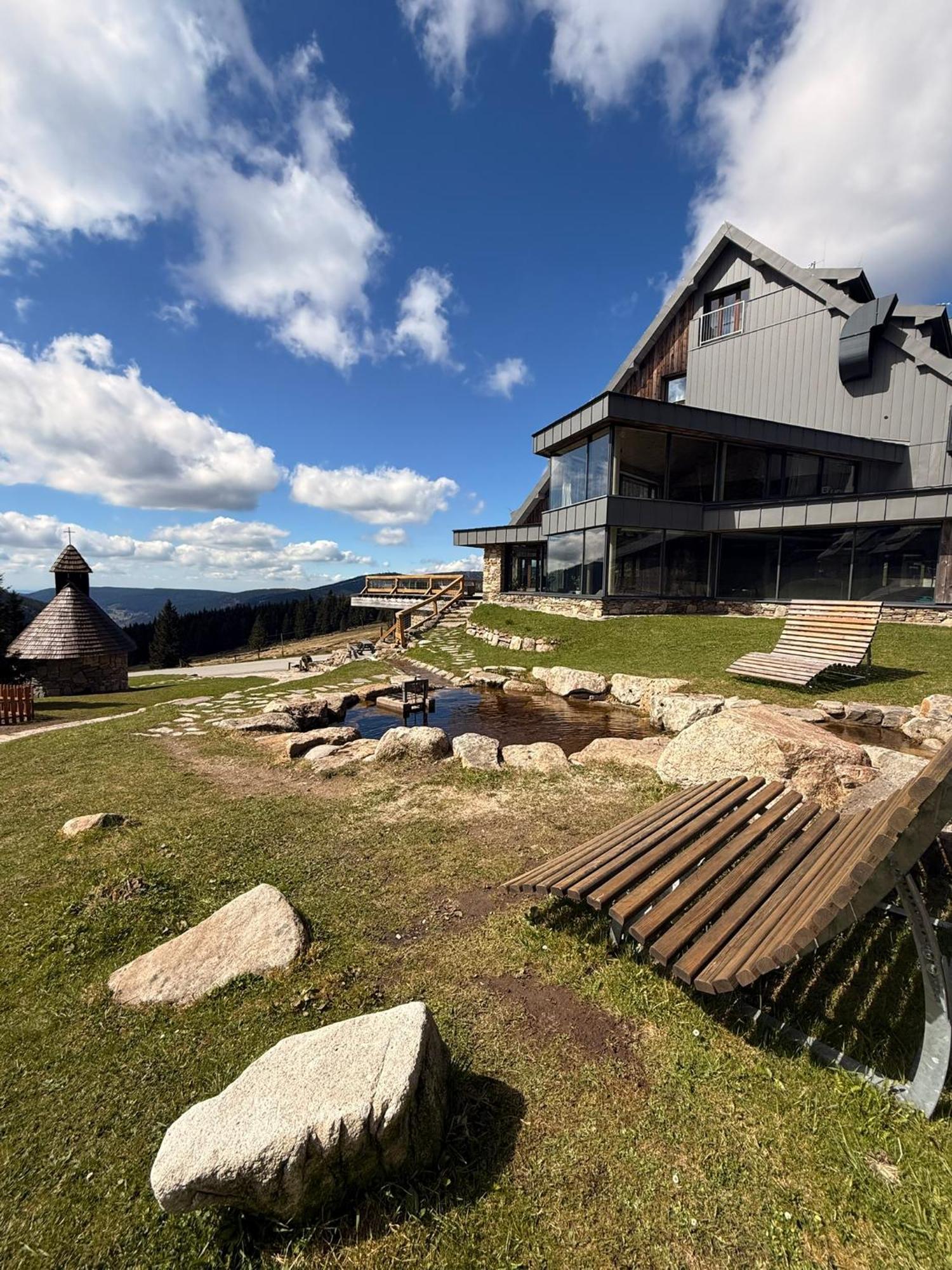 Erlebachova Bouda, Hotel - Resort Svaty Frantisek Шпіндлерув-Млин Екстер'єр фото